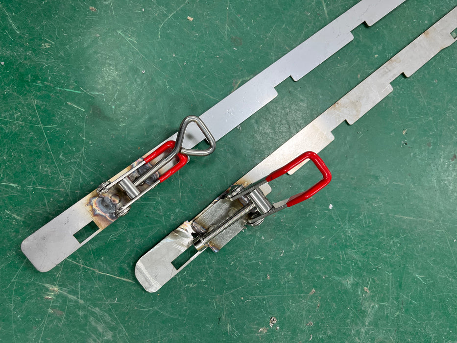 Steel Bar Latches in Squeegee for EM-25 Floor Scrubber Machine